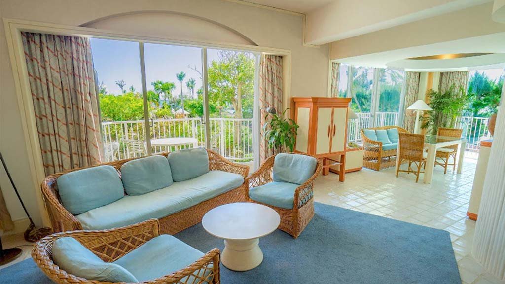 Executive Suite White 2 New